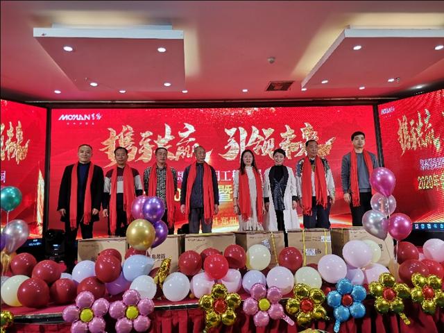 攜手共贏·引 領(lǐng)未來(lái)南京諾爾迅亮化2020迎新年會(huì)精彩舉辦